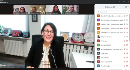 <p style="text-align: center; "><b><span style="font-size: 18px;">ALMANYA-HAMBURG &amp; TÜRKİYE EKONOMİK VE TİCARİ İLİŞKİLER ETKİNLİĞİ GERÇEKLEŞTİRİLDİ.</span></b></p><p><br></p><p style="text-align: justify; "><span style="font-size: 18px;">T.C. Ticaret Bakanlığı ile Türk İş Dünyası Konfederasyonu (TÜRKONFED) üyesi İç Anadolu Sanayici ve İş İnsanları Dernekleri Federasyonu (İÇASİFED) iş birliğinde düzenlenen “Almanya-Hamburg &amp; Türkiye Ekonomik ve Ticari İlişkiler Etkinliği” başarıyla gerçekleştirildi.</span></p><p><br></p><p style="text-align: justify; "><span style="font-size: 18px;">Etkinliğin moderatörlüğünü İÇASİFED Yönetim Kurulu Üyesi Esra Korkmazarslan üstlenirken, Hamburg Ticaret Ataşesi Yıldız Onur konuk konuşmacı olarak yer aldı. Açılış konuşmalarını ise TÜRKONFED Yönetim Kurulu Başkanı Süleyman Sönmez ile İÇASİFED Yönetim Kurulu Başkanı Süleyman Ekinci yaptı.</span></p><p><br></p><p style="text-align: justify; "><span style="font-size: 18px;">Program kapsamında Türkiye-Almanya ticaret hacmi, sektörel iş birliği olanakları ve yeni pazar fırsatları ele alındı; ayrıca mevcut ve planlanan teşvik mekanizmaları hakkında katılımcılara kapsamlı bilgiler aktarıldı.</span></p>