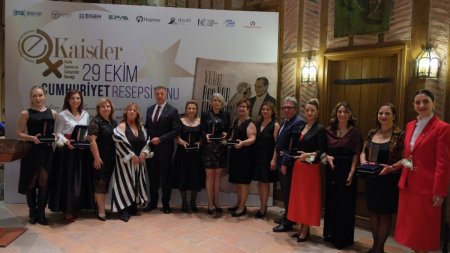 <p style="text-align: justify; "><span style="font-size: 18px;">İÇASİFED Yönetim Kurulu Başkanı Süleyman Ekinci, Başkan Vekili Canan Karalar Yüksel ve İÇASİFED Yönetim Kurulu Üyesi ve MEVLANASİFED Yönetim Kurulu Başkanı İclal Güliz Arıkoğlu, üye derneklerimizden Kadın İşveren ve Sanayiciler Derneği (KAİSDER) Yönetim Kurulu Başkanı Mehlika Gider'in ev sahipliğinde düzenlenen "29 Ekim Cumhuriyet Resepsiyonu" davetine katılım sağladılar.</span></p>
